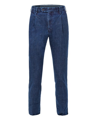 Spodnie jeansowe z japońskiego denimu z zakładkami w kroju klasycznym.